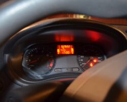 RENAULT CLIO 2009 - ZENIT PRO COMPACT